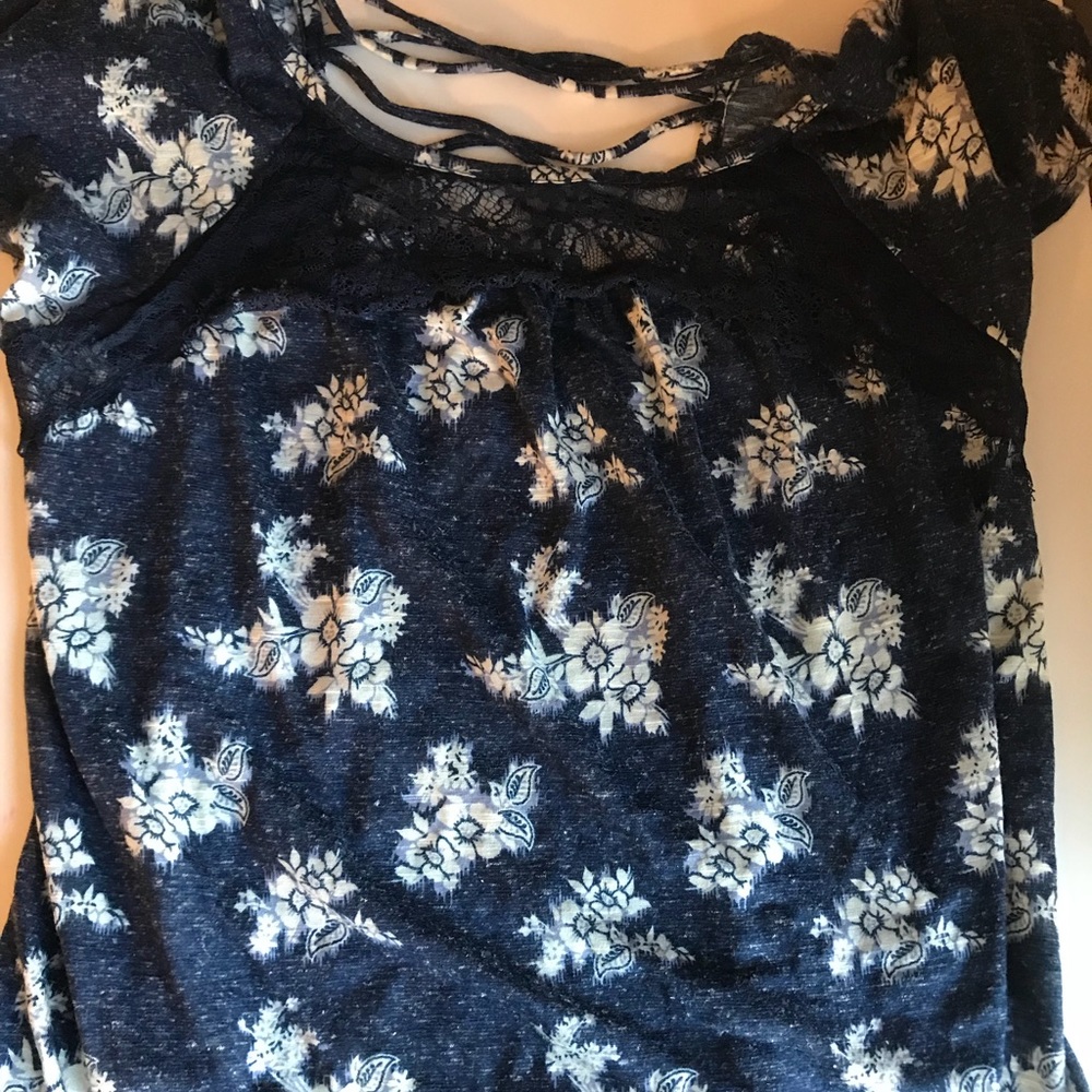 NAVY BLUE + WHITE LACE BLOUSE